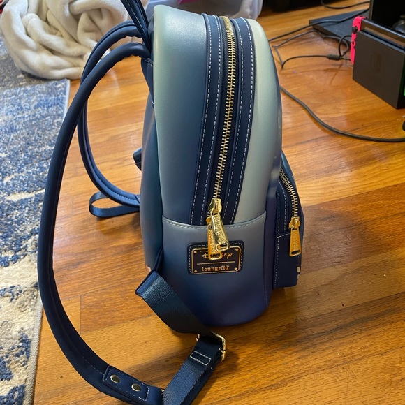 Loungefly Peter Pan flight mini backpack - Picture 6 of 9